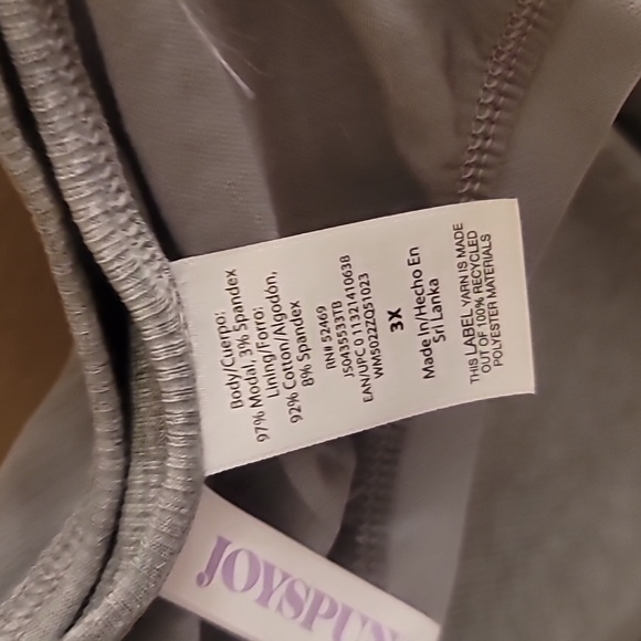 Plus Size Ribbed Lined Tank 🩶 - Picture 10 of 10